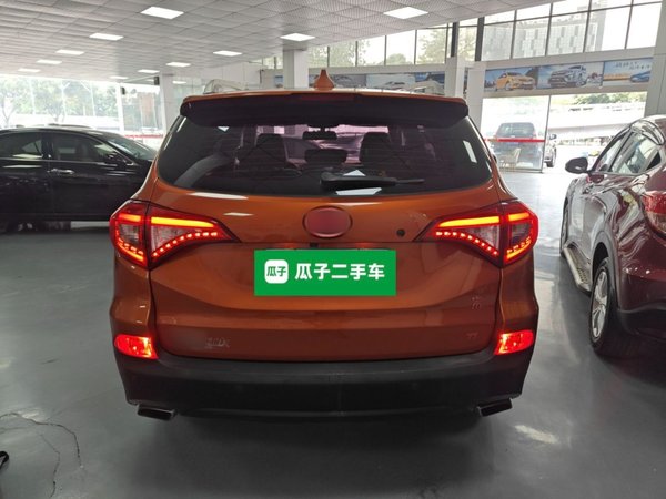 BYD Song 2016, 131900 км, за 3696 USD