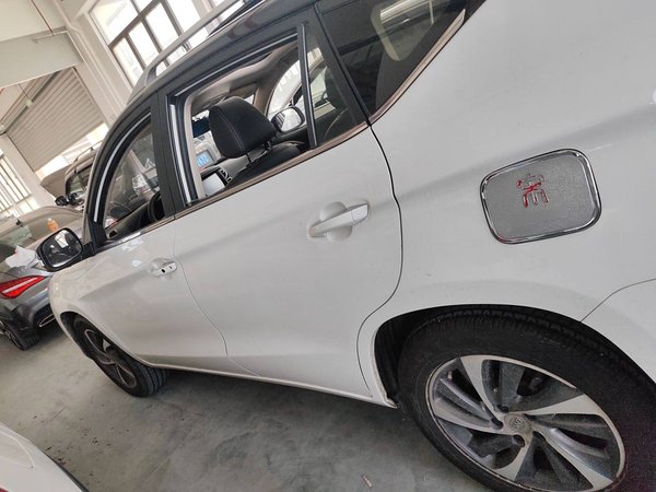 BYD Song 2016, 81800 км, за 3993 USD