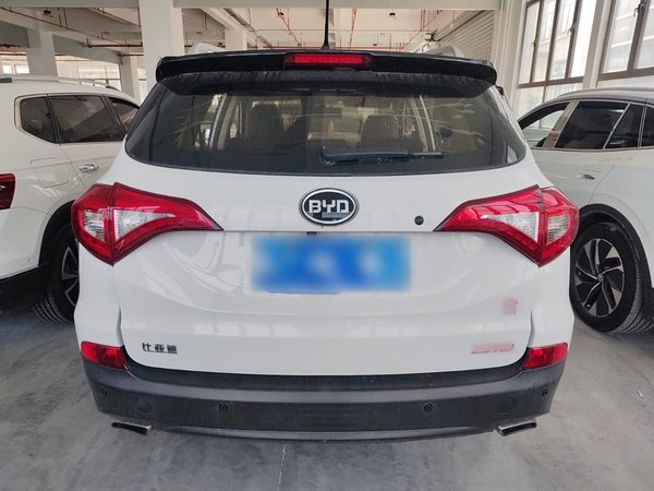 BYD Song 2016, 81800 км, за 3993 USD