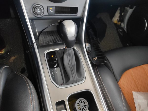 BYD Song 2016, 81800 км, за 3993 USD - фото 13