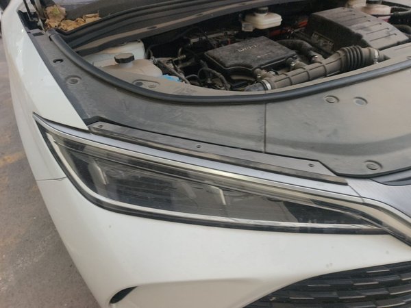 BYD Song L DM-i 2024, 25000 км, за 14261 USD - фото 7