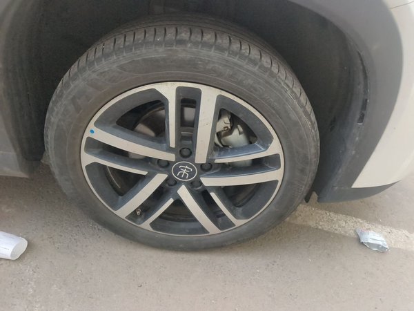 BYD Song L DM-i 2024, 25000 км, за 14261 USD - фото 8