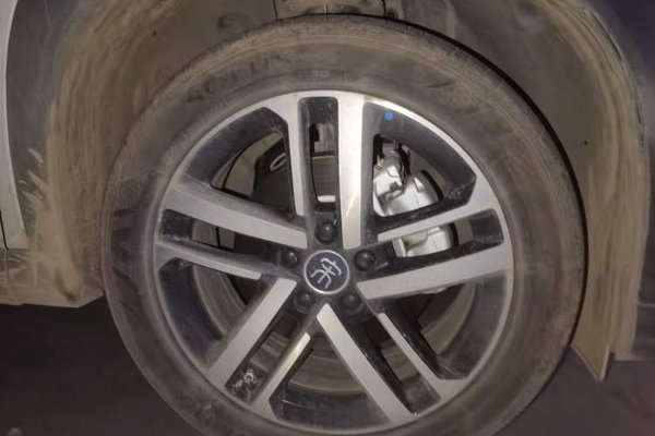 BYD Song L DM-i 2024, 27500 км, за 13877 USD - фото 8