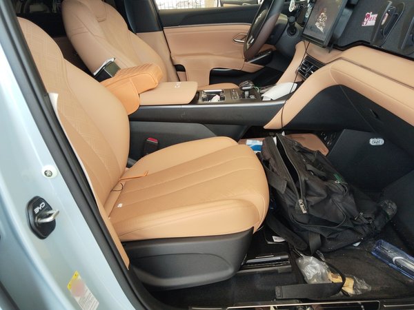BYD Song L DM-i 2025, 8200 км, за 18764 USD - фото 23