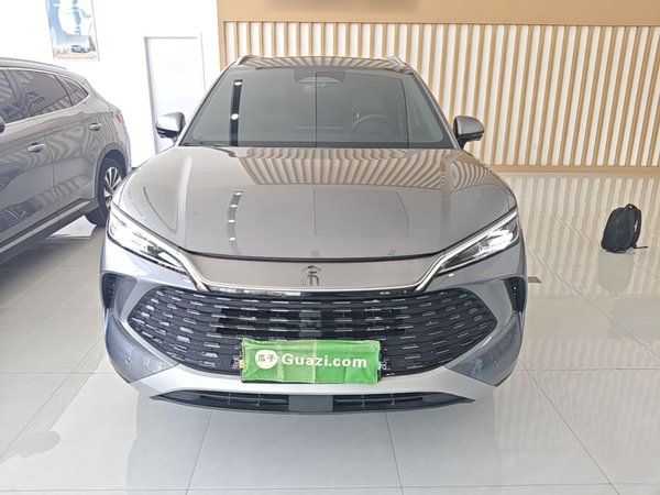 BYD Song L DM-i 2025, 25200 км, за 16815 USD
