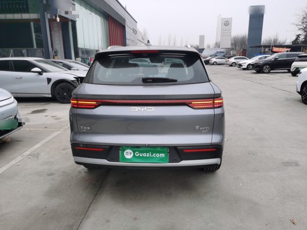 BYD Song 2025, 2600 км, за 16378 USD