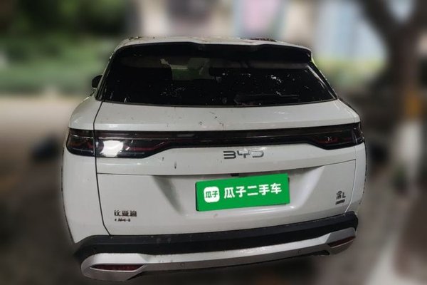 BYD Song L DM-i 2025, 1400 км, за 18139 USD