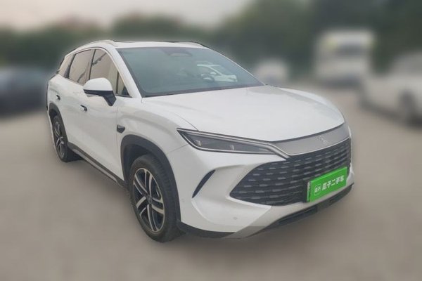 BYD Song L DM-i 2025, 38600 км, за 14321 USD