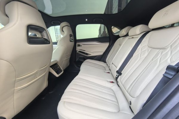 BYD Song L EV 2024, 24700 км, за 19269 USD - фото 32