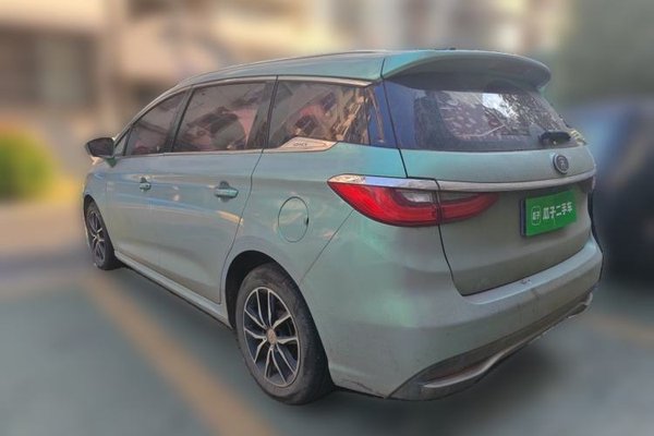 BYD Song MAX 2017, 128100 км, за 4521 USD