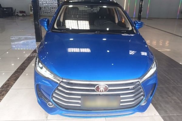 BYD Song MAX 2017, 94400 км, за 8172 USD