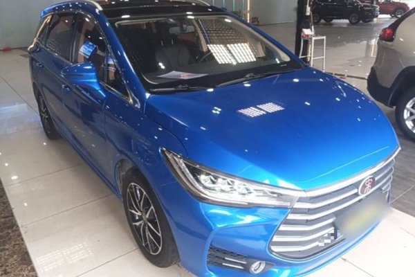 BYD Song MAX 2017, 94400 км, за 8172 USD