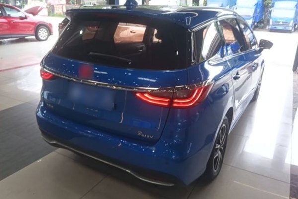BYD Song MAX 2017, 94400 км, за 8172 USD - фото 6
