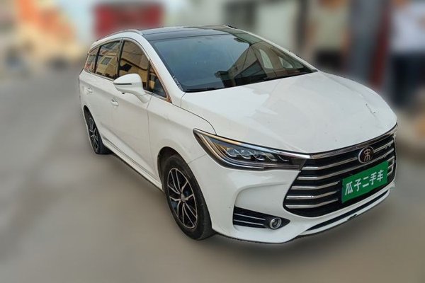BYD Song MAX 2017, 129300 км, за 4474 USD