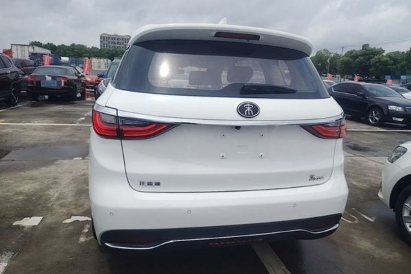 BYD Song MAX 2017, 33800 км, за 6937 USD