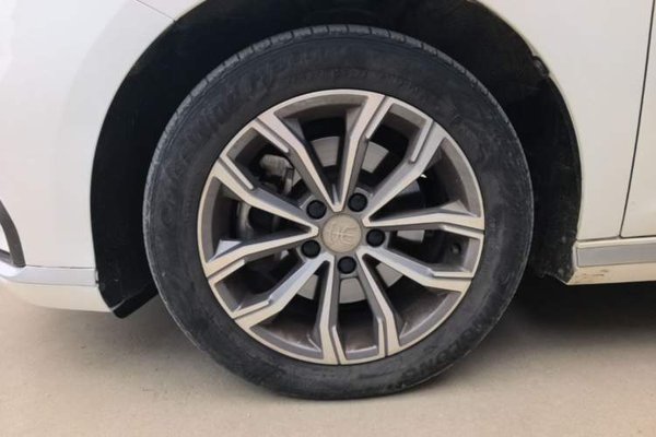 BYD Song MAX 2021, 23000 км, за 10066 USD - фото 8