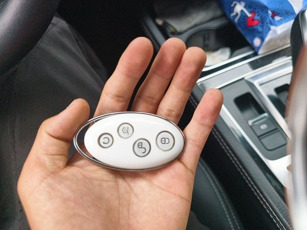 BYD Song MAX New Energy 2019, 123200 км, за 8955 USD - фото 17