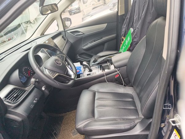 BYD Song MAX New Energy 2019, 123200 км, за 8955 USD - фото 14