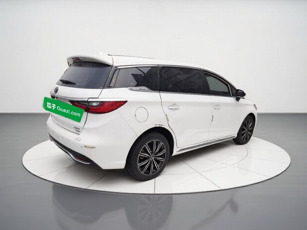 BYD Song MAX New Energy 2019, 112100 км, за 8270 USD - фото 6