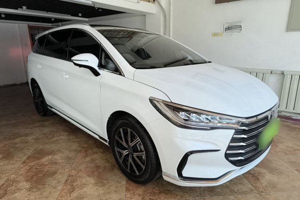 BYD Song MAX New Energy 2022, 97100 км, за 11975 USD