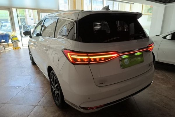BYD Song MAX New Energy 2022, 97100 км, за 11975 USD