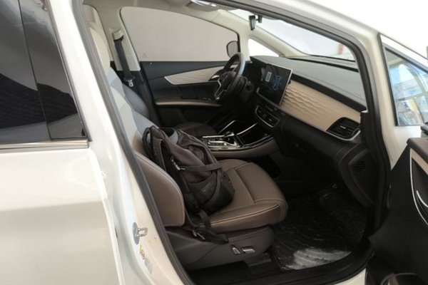 BYD Song MAX New Energy 2022, 97100 км, за 11975 USD - фото 19