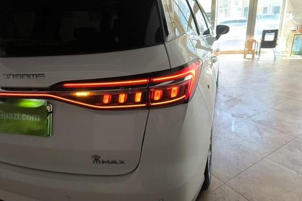 BYD Song MAX New Energy 2022, 97100 км, за 11975 USD - фото 9