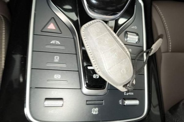 BYD Song MAX New Energy 2022, 97100 км, за 11975 USD - фото 23