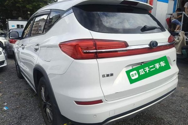 BYD Song New Energy 2019, за 7981 USD