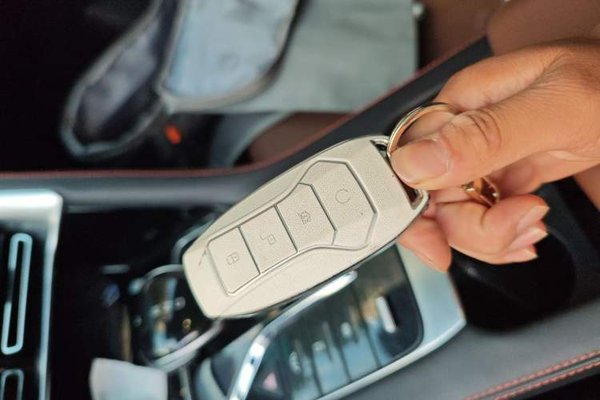 BYD Song PLUS 2020, 82500 км, за 7274 USD - фото 20