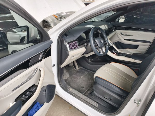 BYD Song PLUS New Energy 2021, 51200 км, за 14836 USD - фото 17