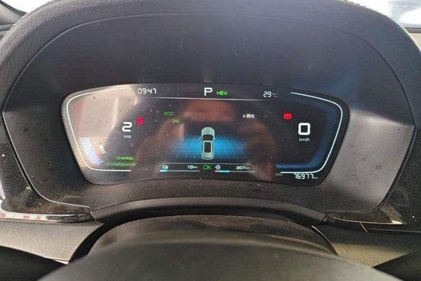 BYD Song PLUS New Energy 2021, 77000 км, за 11639 USD - фото 19