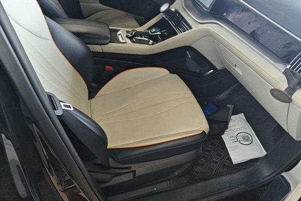 BYD Song PLUS New Energy 2021, 77000 км, за 11639 USD - фото 24