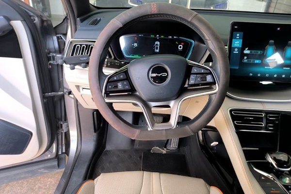 BYD Song PLUS New Energy 2021, 101600 км, за 11078 USD - фото 13