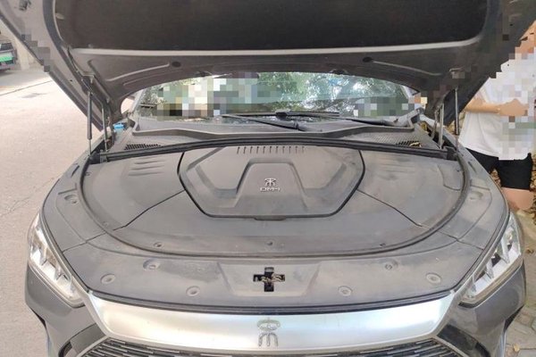 BYD Song PLUS New Energy 2021, 41800 км, за 10797 USD - фото 21
