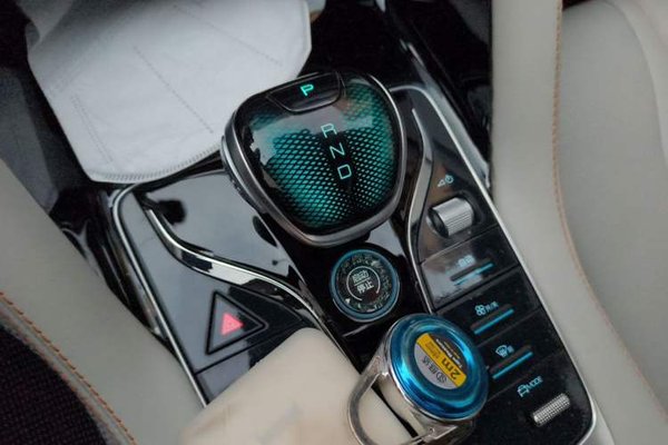 BYD Song PLUS New Energy 2021, 43600 км, за 10342 USD - фото 14