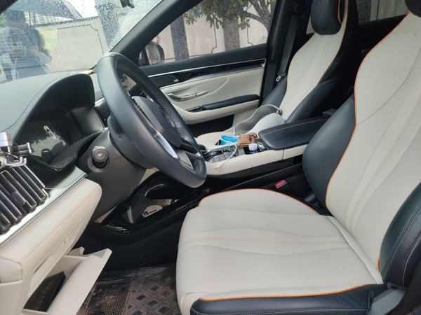 BYD Song PLUS New Energy 2021, 44100 км, за 10310 USD - фото 16