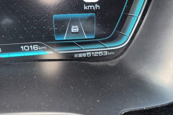 BYD Song PLUS New Energy 2021, 51200 км, за 11104 USD - фото 12