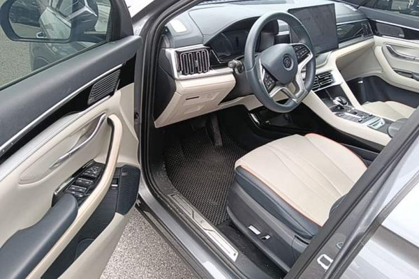 BYD Song PLUS New Energy 2021, 54000 км, за 13329 USD - фото 8