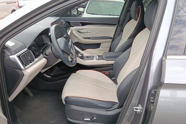 BYD Song PLUS New Energy 2021, 54000 км, за 13329 USD - фото 7