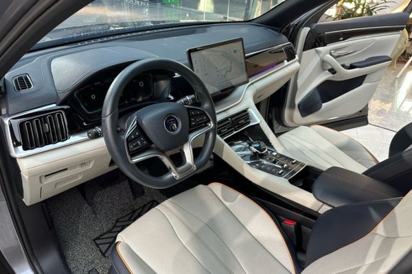 BYD Song PLUS New Energy 2021, 58500 км, за 12453 USD - фото 39