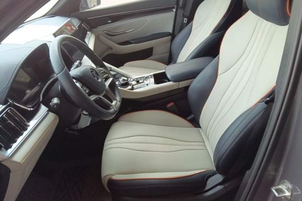 BYD Song PLUS New Energy 2021, 58500 км, за 12453 USD - фото 30