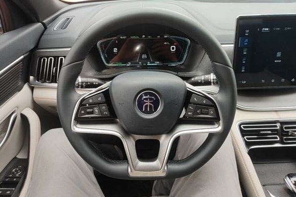 BYD Song PLUS New Energy 2021, 59800 км, за 12373 USD - фото 13