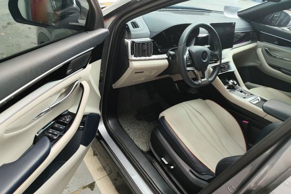 BYD Song PLUS New Energy 2021, 89200 км, за 11409 USD - фото 18