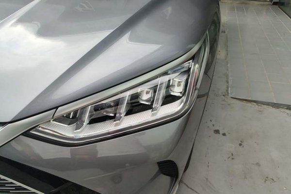 BYD Song PLUS New Energy 2021, 89200 км, за 11409 USD - фото 6