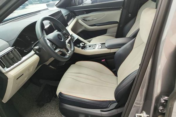 BYD Song PLUS New Energy 2021, 89200 км, за 11409 USD - фото 17