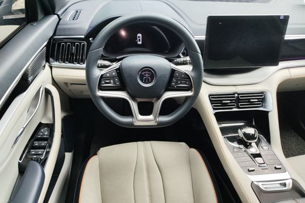 BYD Song PLUS New Energy 2021, 89200 км, за 11409 USD - фото 13