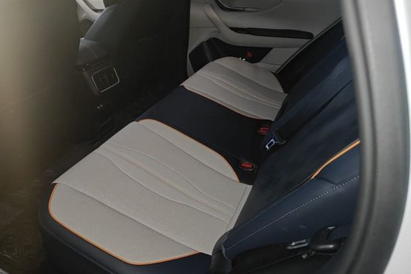 BYD Song PLUS New Energy 2021, 29300 км, за 13080 USD