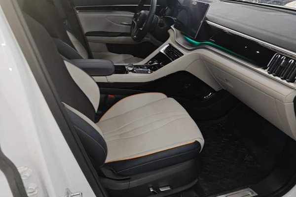 BYD Song PLUS New Energy 2021, 29300 км, за 13080 USD