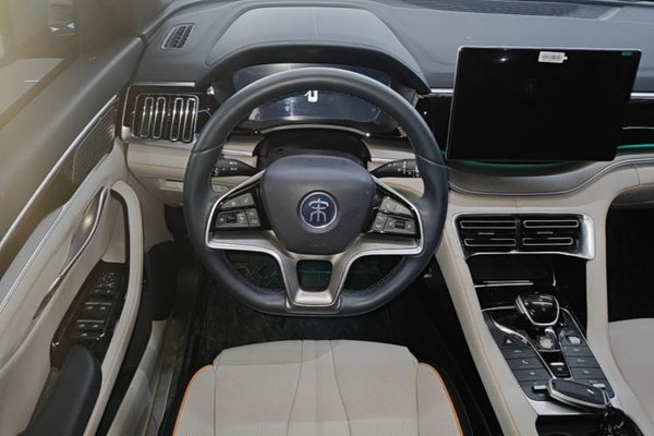BYD Song PLUS New Energy 2021, 29300 км, за 13080 USD - фото 24